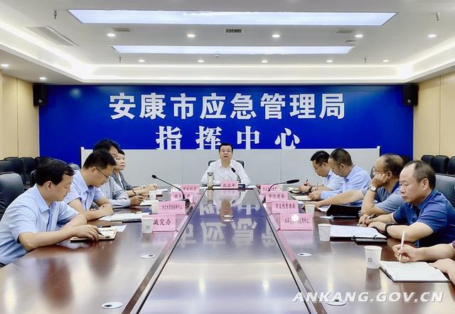 防汛常規(guī)物資|消防滅火裝備|消防救援裝備|水域救援救生|應(yīng)急照明設(shè)備|防汛與應(yīng)急包|水泵發(fā)電機類|救生救援儀器